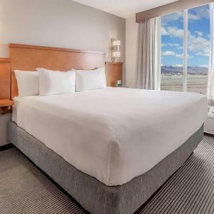 King Room Sofa Bed High Floor
